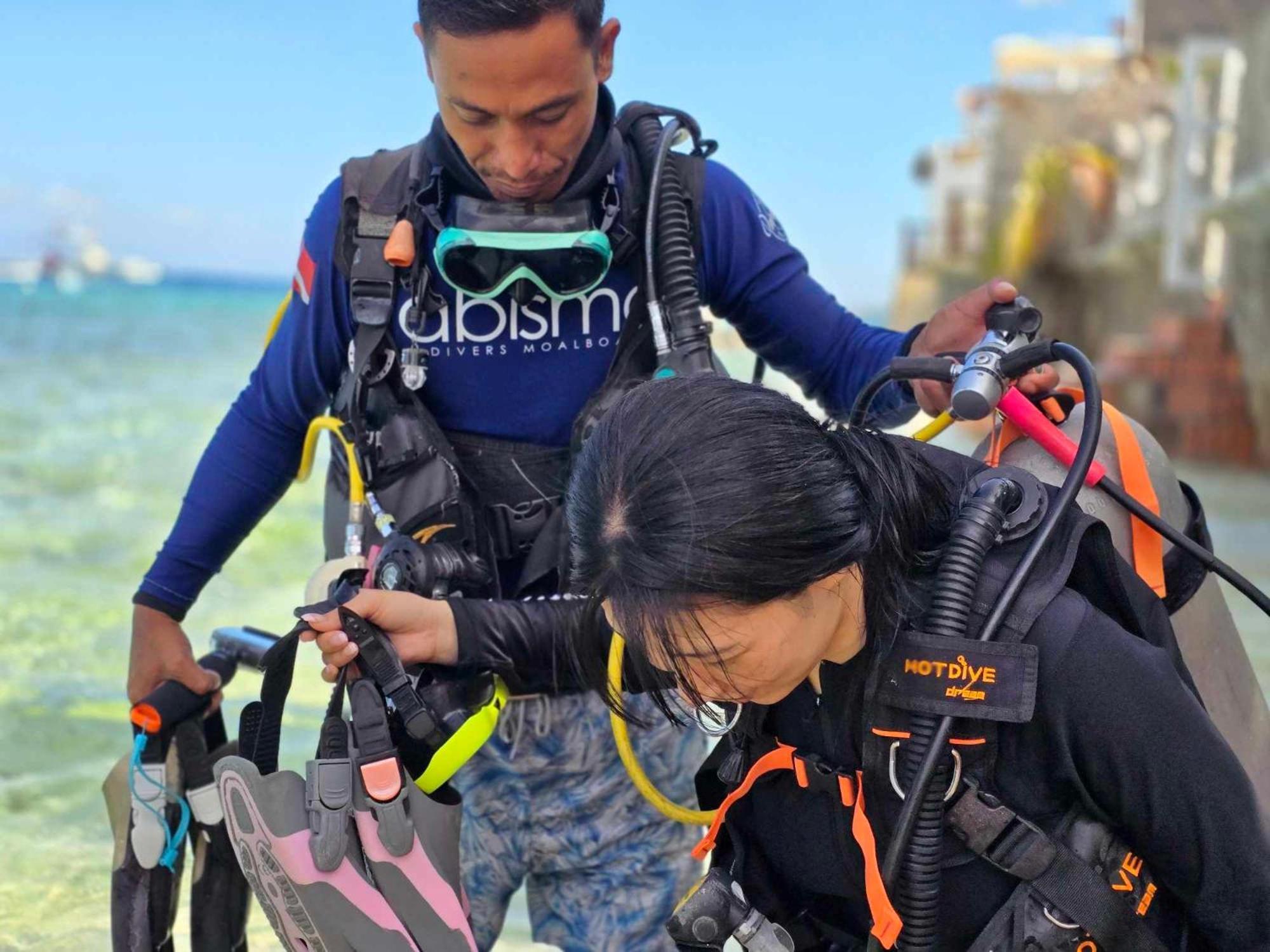 Gaja Go Dive & Inn โมอัลโบอัล ภายนอก รูปภาพ